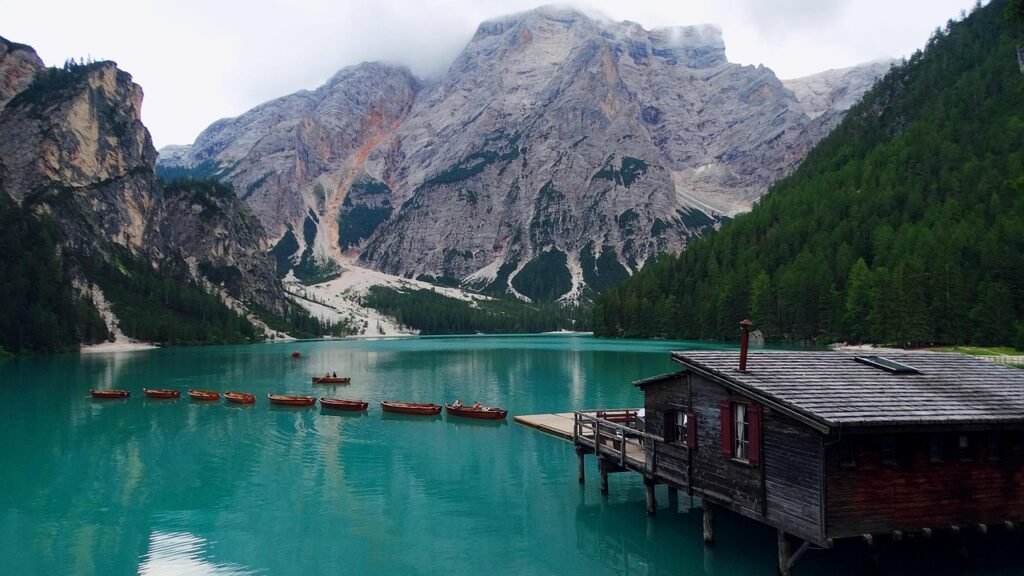 Bezoek lago di Braies meer Dolomieten