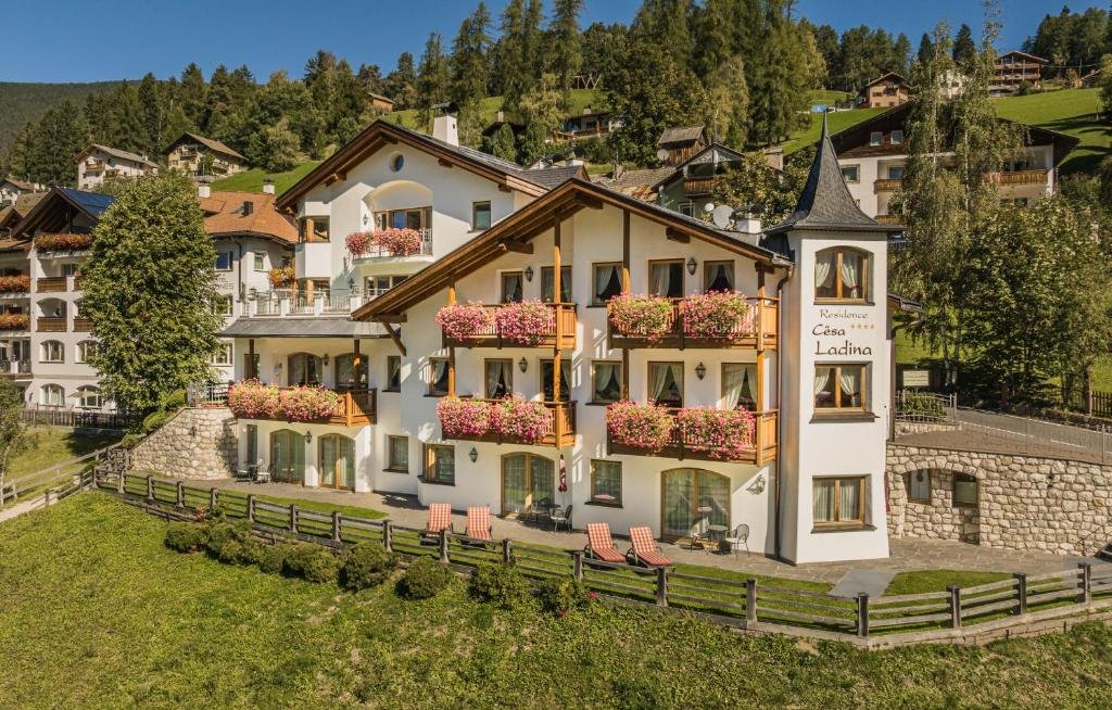 Hotel Oristei Seceda tip Hotel Oristei Seceda tip